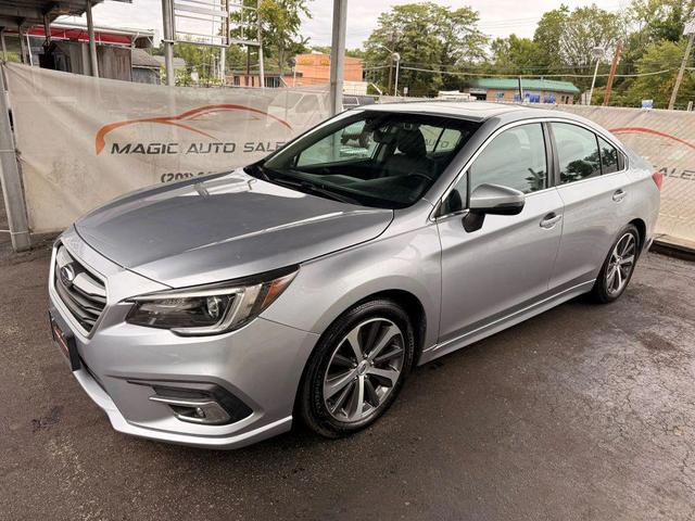 Photo of 2018 Ice Silver Metallic Subaru Legacy