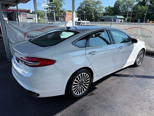 Photo of 2017 White Ford Fusion