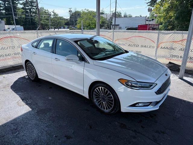 Photo of 2017 White Ford Fusion