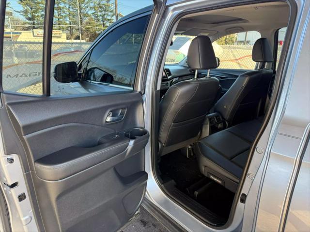 Photo of 2020 Lunar Silver Metallic Honda Ridgeline