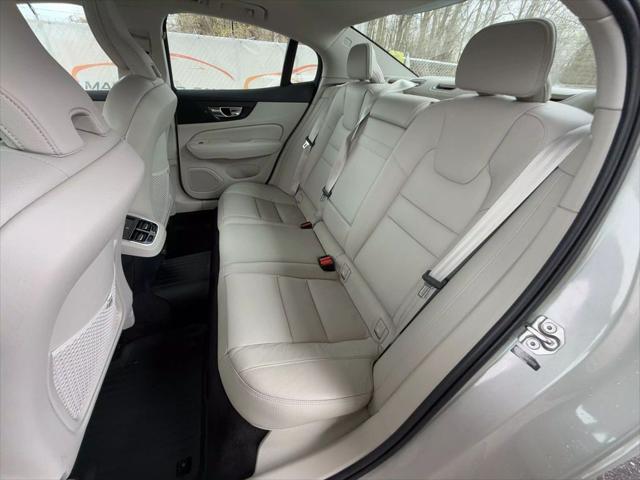 Photo of 2022 Silver Volvo S60