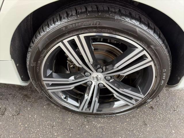 Photo of 2022 Silver Volvo S60