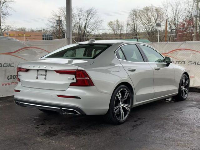 Photo of 2022 Silver Volvo S60
