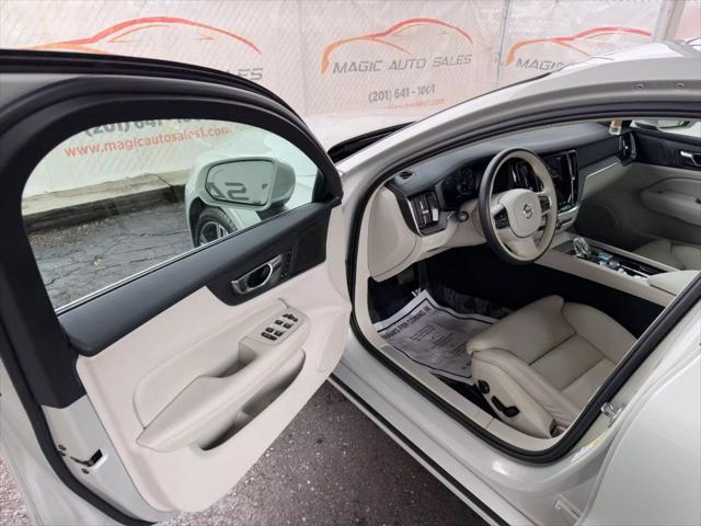 Photo of 2022 Silver Volvo S60