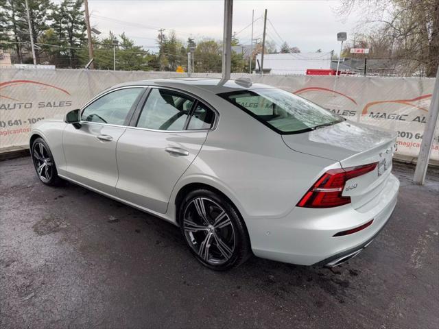 Photo of 2022 Silver Volvo S60