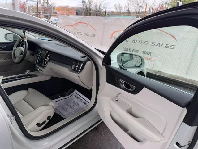 Photo of 2022 Silver Volvo S60