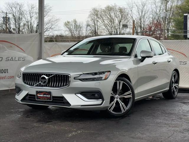 2022 Volvo S60