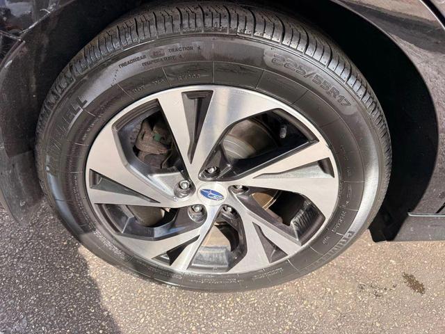 Photo of 2020 Crystal Black Silica Subaru Legacy