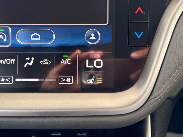 Photo of 2020 Crystal Black Silica Subaru Legacy