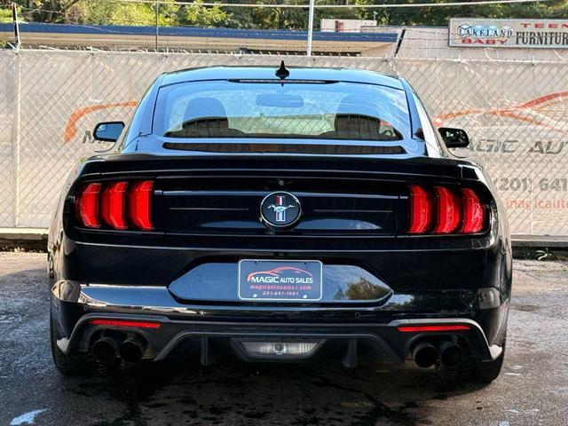 Photo of 2020 Magnetic Metallic Ford Mustang
