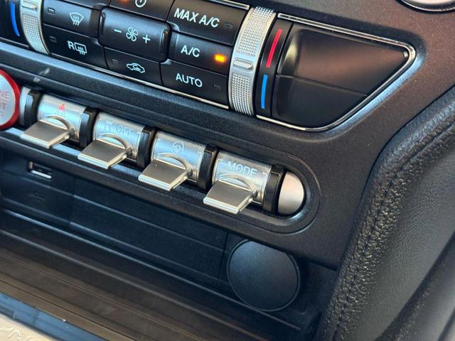 Photo of 2020 Magnetic Metallic Ford Mustang