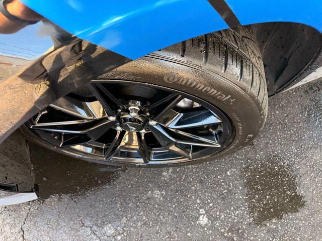 Photo of 2020 Magnetic Metallic Ford Mustang