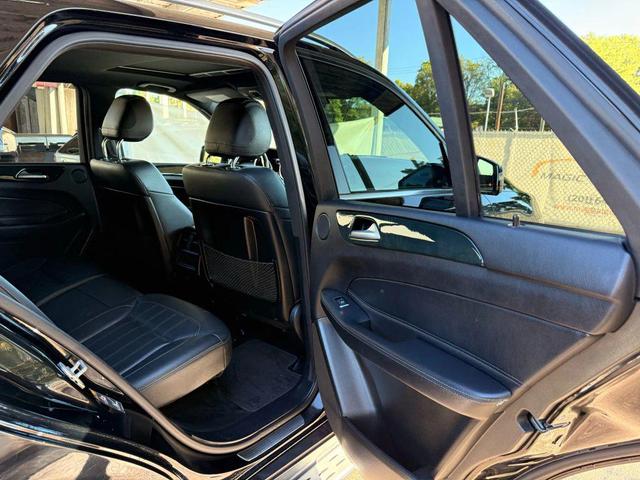 Photo of 2017 Black Mercedes-Benz GLE 350
