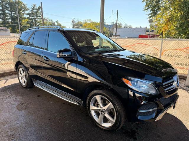 Photo of 2017 Black Mercedes-Benz GLE 350