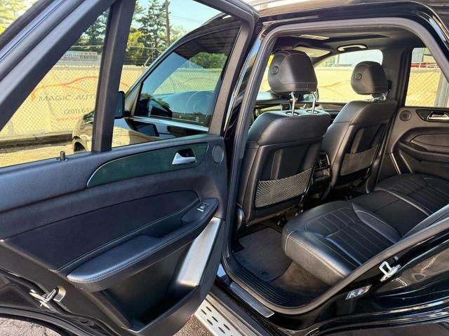 Photo of 2017 Black Mercedes-Benz GLE 350