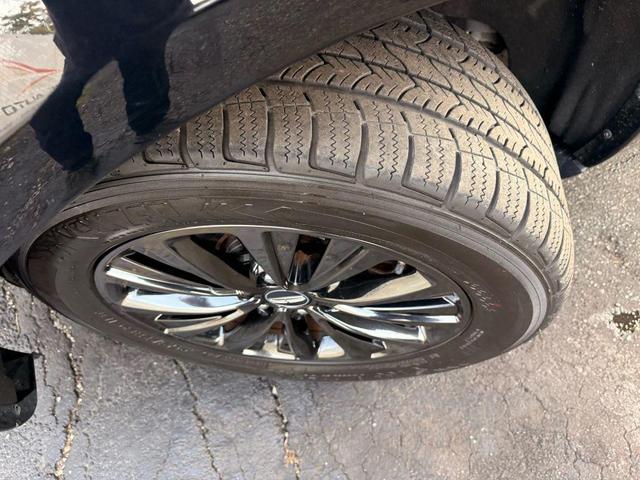Photo of 2016 Black Velvet Lincoln Navigator