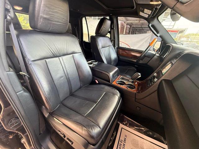 Photo of 2016 Black Velvet Lincoln Navigator