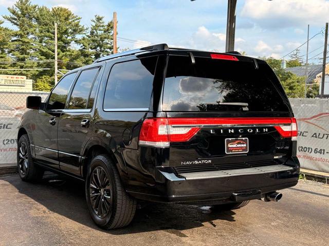Photo of 2016 Black Velvet Lincoln Navigator