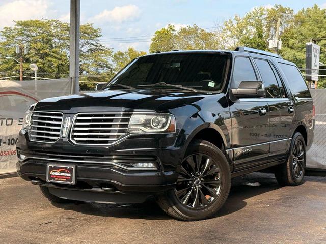 Photo of 2016 Black Velvet Lincoln Navigator