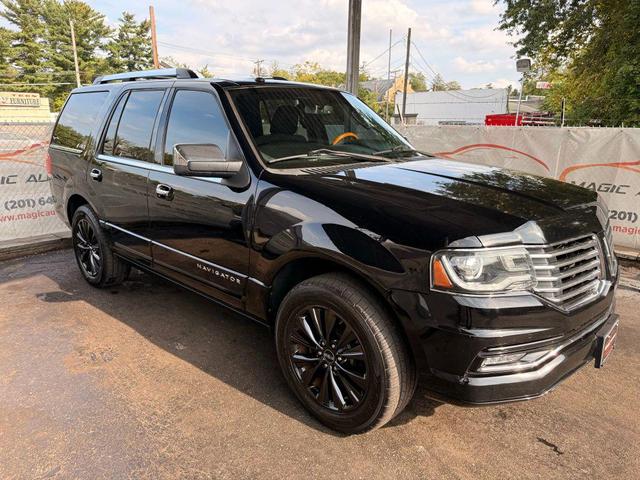 Photo of 2016 Black Velvet Lincoln Navigator