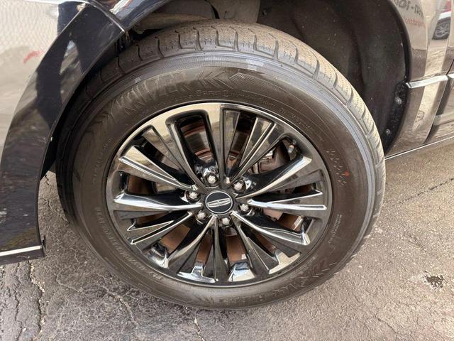 Photo of 2016 Black Velvet Lincoln Navigator