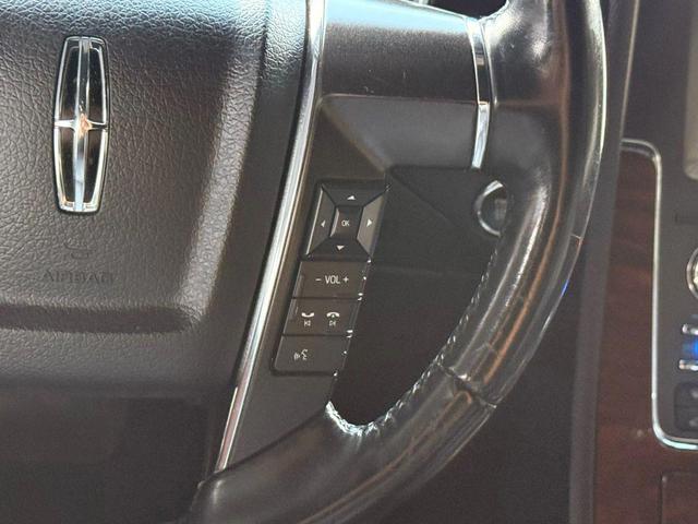 Photo of 2016 Black Velvet Lincoln Navigator