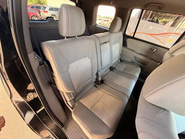 Photo of 2015 Crystal Black Pearl Honda Pilot