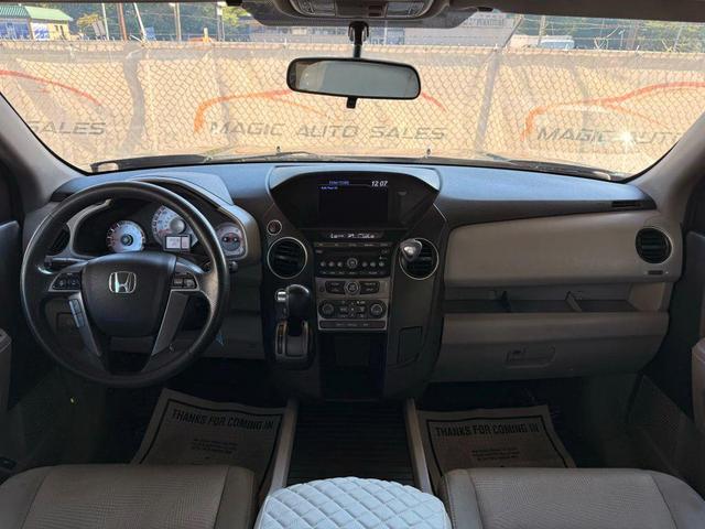 Photo of 2015 Crystal Black Pearl Honda Pilot