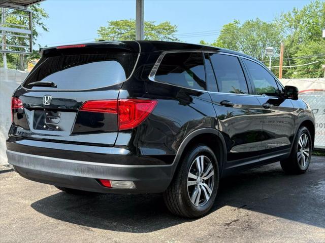 Photo of 2018 Crystal Black Pearl Honda Pilot