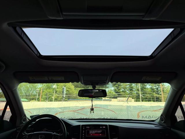 Photo of 2018 Crystal Black Pearl Honda Pilot