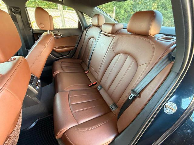 Photo of 2017 Moonlight Blue Metallic Audi A6