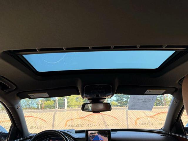 Photo of 2017 Moonlight Blue Metallic Audi A6