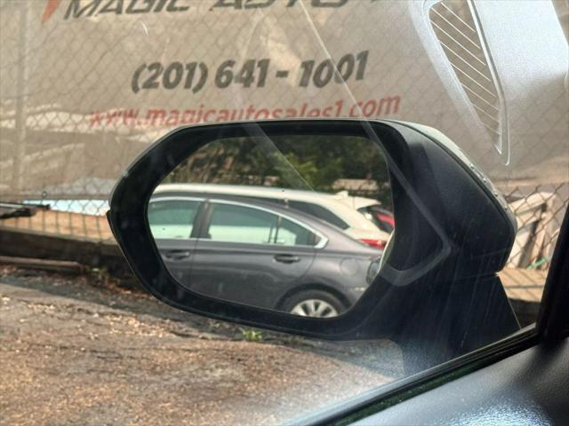 Photo of 2021 White Toyota Corolla
