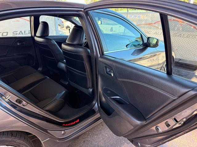 Photo of 2017 Modern Steel Metallic Honda Accord