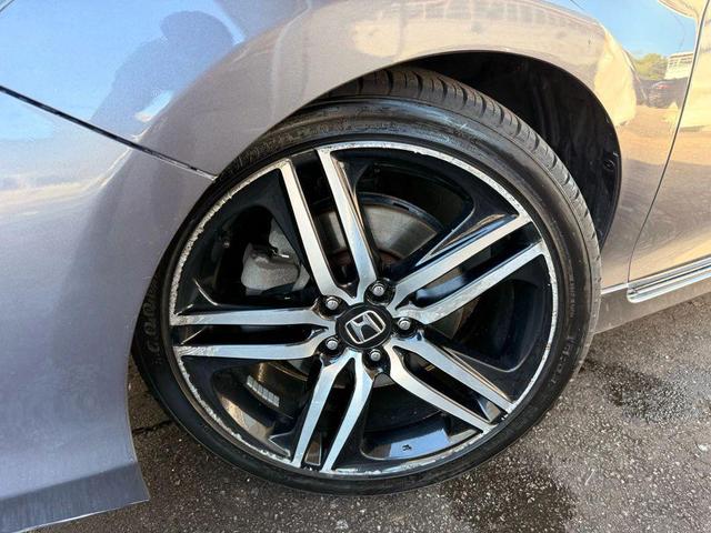 Photo of 2017 Modern Steel Metallic Honda Accord