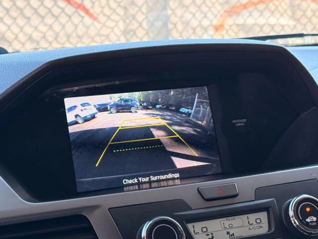 Photo of 2016 Modern Steel Metallic Honda Odyssey