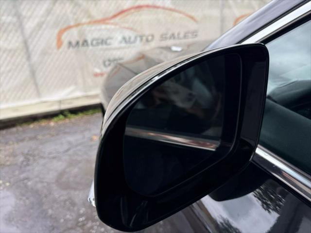 Photo of 2018 Onyx Black Metallic Volvo XC60