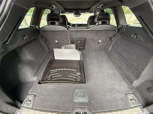 Photo of 2018 Onyx Black Metallic Volvo XC60