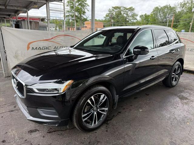 Photo of 2018 Onyx Black Metallic Volvo XC60