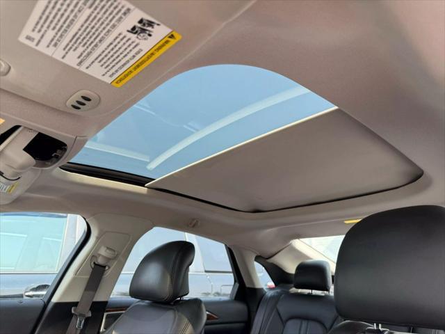 Photo of 2014 Tuxedo Black Lincoln MKZ