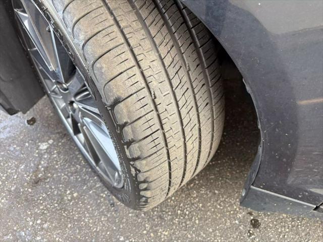 Photo of 2014 Tuxedo Black Lincoln MKZ