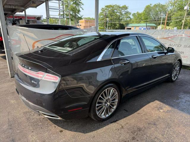 Photo of 2014 Tuxedo Black Lincoln MKZ