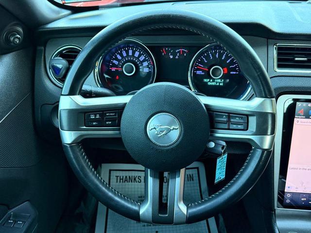 Photo of 2014 Red Ford Mustang
