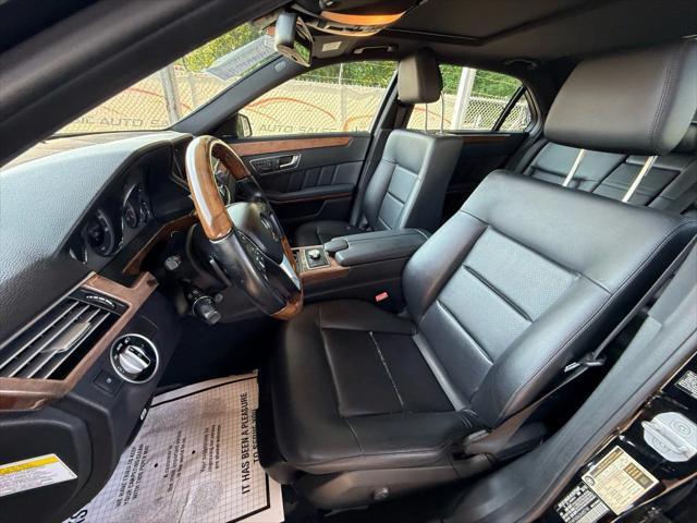 Photo of 2013 Black Mercedes-Benz E-Class
