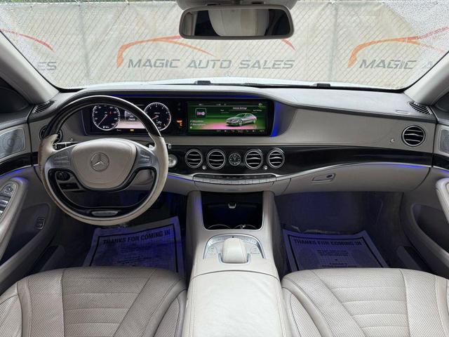 Photo of 2014 Silver Mercedes-Benz S-Class