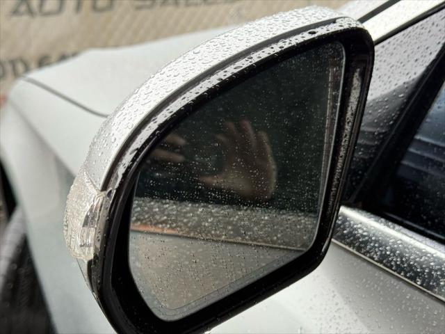 Photo of 2014 Silver Mercedes-Benz S-Class