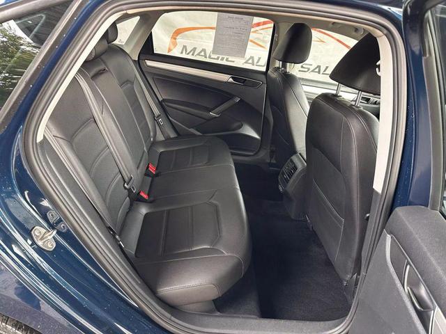 Photo of 2019 Tourmaline Blue Metallic Volkswagen Passat