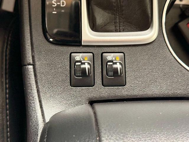 Photo of 2017 Predawn Gray Mica Toyota Highlander