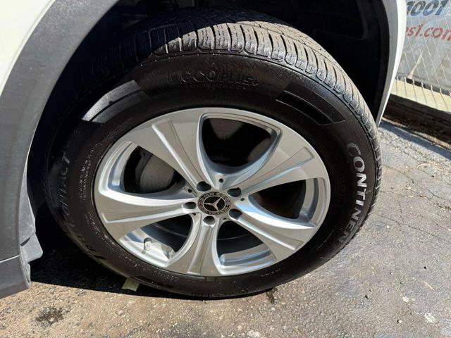 Photo of 2018 White Mercedes-Benz GLC 300