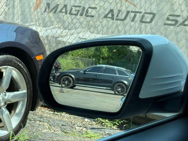 Photo of 2018 White Mercedes-Benz GLC 300